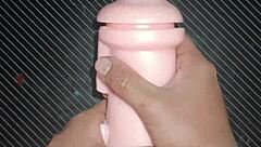 Pussy Kisses Trail Straight to Mouth
