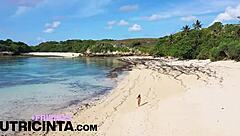putri cinta fingers tight asian bum on beach