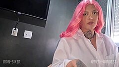 Nurse gives patient fetish footjob happy ending service