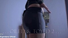 oiled hotwife's huge ass gaped extreme with fist and toys