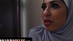hey conservative arab milf craves deepthroat