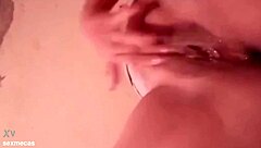 latina solo squirt session