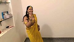 Indian couple has sex during bridal event