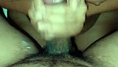 Encuentros A Mi Hermanastro Masturbandose Y Le Ayudo Con Mis Tetas