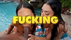 Sami parker gives bath tit play and creampie