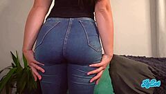 latina babe gets fucked