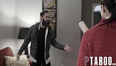 avi love feels stalked