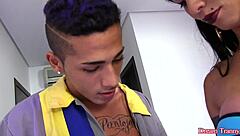 Thick tranny nicolly pantoja tops her boy toy then bottoms