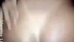 Satisfazendo o desejo do safado e sentando ate o talo no seu pauzao vem conferir o quanto ele gozou depois dessa sentada