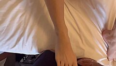 Morning fuck cute girlfriend gets fucked by a big cock