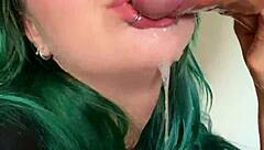 Cheating woman sends teasing snaps