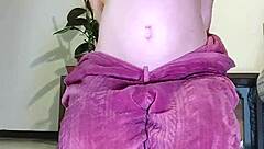 Video call with pregnant model
