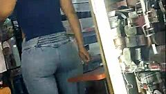 12th installment of Culona Jeans