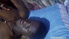 Yakee Horny Pussy Fucked By Huge Cock?