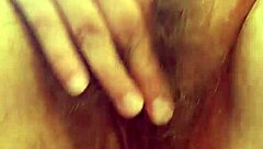 bankchix wife cums with pussy full