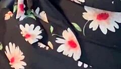 Greluda อายุ 18 เลียหน้าอกธรรมชาติและดำดิ่งเข้าหีเปียกด้วยการจั๊กจี้สุดแรง