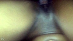 ebony amateur gets facial in backseat