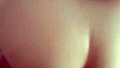 Skini le sacan los pantalones en una fiesta latina