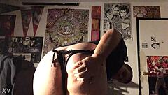 gay boy shakes that big ass 😜