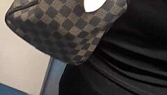 Blonde MILF with green eyes!