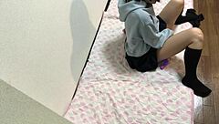 Amateur Japanese Learns Masturbation Climax