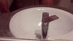 Young Gay Guy Masturbates Wildly in His Room!