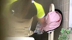 Japanese toilet part 2: what's inside?