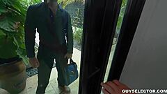 Beefcake plumber Max Romano gets bareback piped in intense gay session