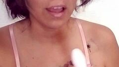 annie complace con videollamada de only f