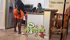 Divine teases her monster cock in Florida