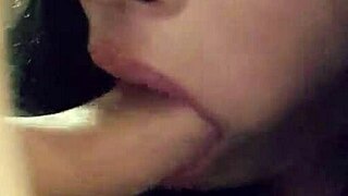 London Viki's incredible skills in giving a blowjob and her irresistible big tits