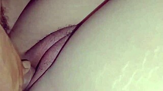 หีสาวอายุ 18 ปีเย็ดร้อนแรง