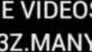 สาวบลอนด์18+ ดูดควยใหญ่ด้วยเท้า