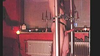 Hej, sprawdź Rubbernurse Agnes biczującą i chłoszczącą w dzikiej sesji!