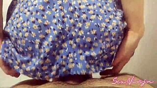 hei, ngebut istri selingkuh di kamar mandi sementara suami pulang kerja, mau ikut?