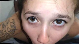 חבר של בעלי מזיין אותי בזמן שהוא בעבודה. סוד מטורף!