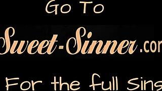 18岁美女在色情全片中四肢着地狗狗式猛干！