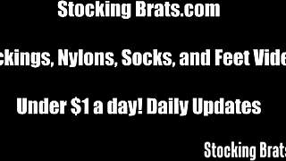 Мы нарядились в колготки для дикого трио с друзьями