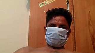 Hei kulta, katso mut silittävän punjabi-tytön vaatteissa