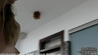 אתגר דילדו לנערה! דוגמנית רזה עצבנית ביישנית בסקס בשביל כסף