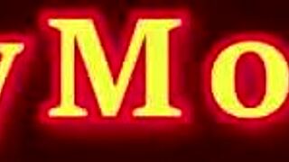 年轻人妖Jijee在曼谷手交和无套肛交