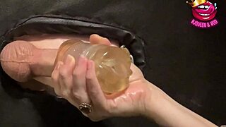 Mléčná tabule přináší zrušené orgasmy zblízka!