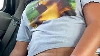 สาวผิวดำช่วยตัวเองดุเดือดในรถสาธารณะ 😈