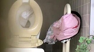 Toilet Jepang Bagian 2: Apa Isinya?